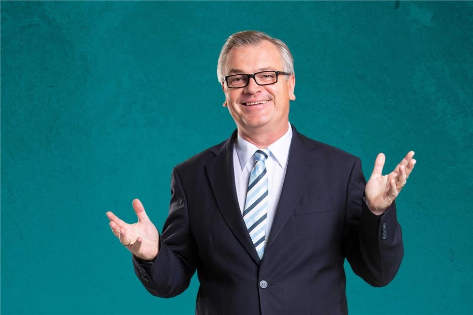 Jürgen B. Hausmann präsentiert in Borken sein Weihnachtsprogramm Jürgen B. Hausmann präsentiert in Borken sein Weihnachtsprogramm
