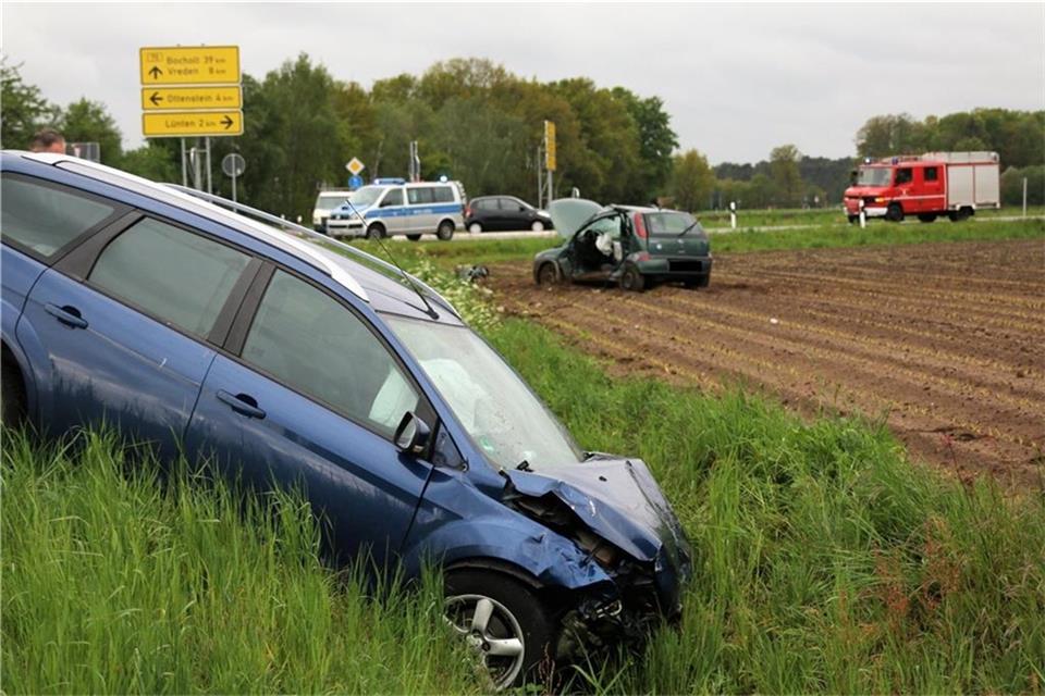 26 Jahrige Stirbt Bei Unfall Auf Der B70