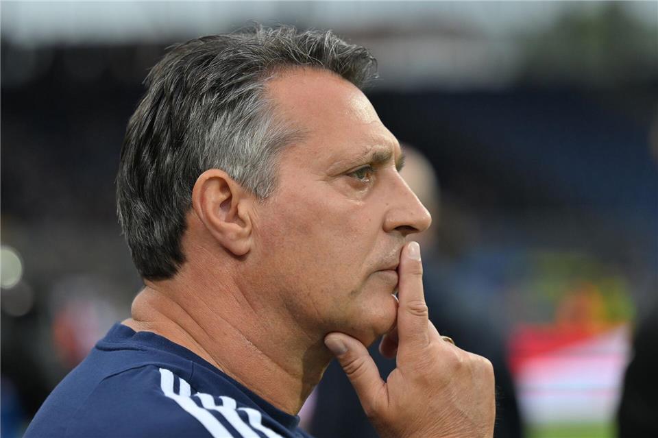  Alois Schwartz will mit Preußen Münster den Klassenerhalt schaffen. (Archivbild) Swen Pförtner/dpa