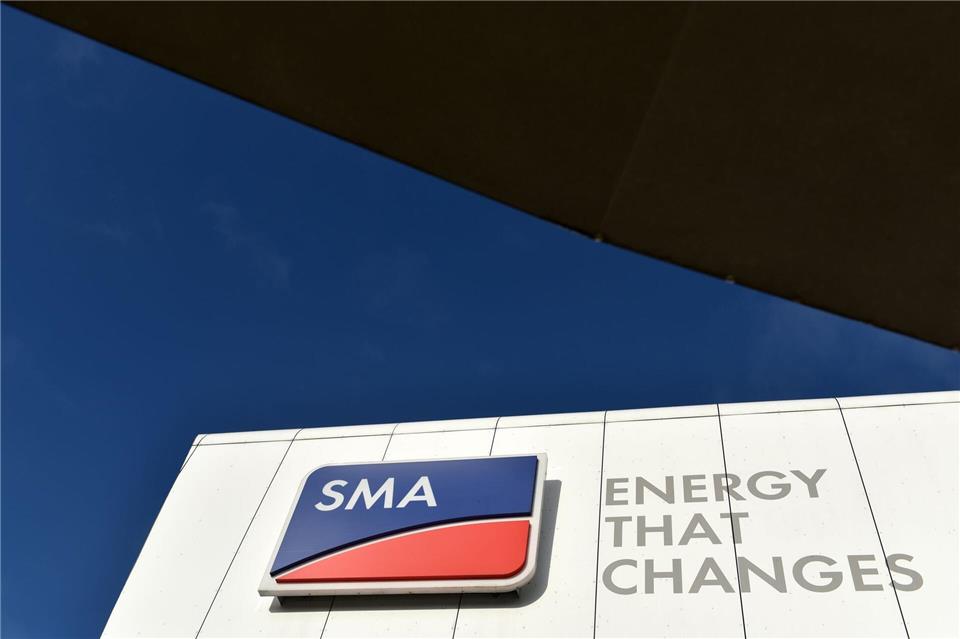  Der Auftragsbestand des Solartechnikherstellers ist im ersten Halbjahr deutlich gewachsen. (Archivbild) Uwe Zucchi/dpa