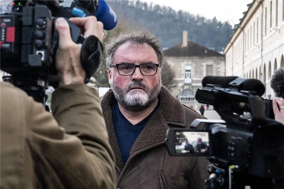  Der Mann selbst hat die Vorwürfe zurückgewiesen. Arnaud Finistre/AFP/dpa