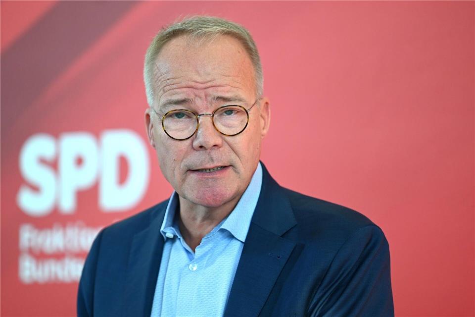  Der SPD-Bundestagsfraktionsvorsitzende Miersch will das Rentenpaket in der kommenden Woche verabschieden.Elisa Schu/dpa