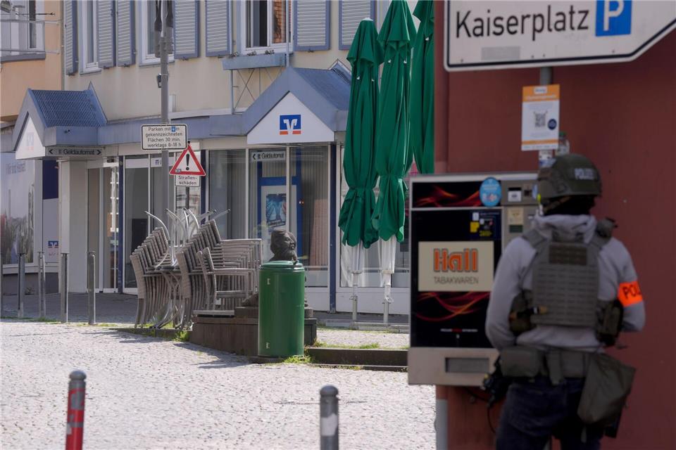  Die Ermittlungen nach dem Großeinsatz in Sinzig laufen. (Archivbild) Thomas Frey/dpa