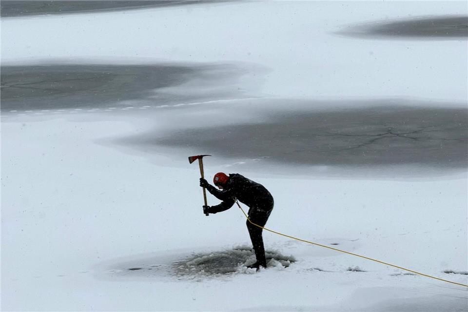  Die Feuerwehr gibt Tipps, wie man sich im Ernstfall richtig verhält. Nicole Schippers/dpa