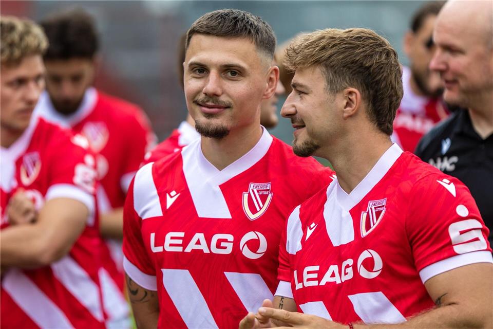  Erik Engelhardt ist der Cottbuser Erfolgsgarant in dieser Saison. (Archivbild)Frank Hammerschmidt/dpa