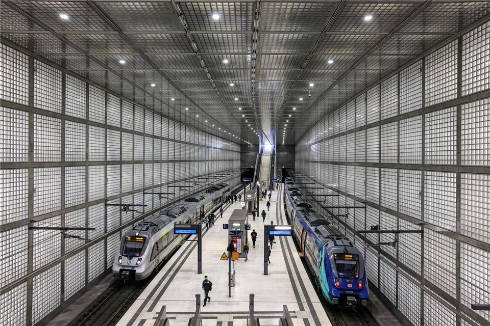 Großübung im Leipziger City Tunnel  Im Leipziger City Tunnel proben Einsatzkräfte den Ernstfall.Jan Woitas/dpa
