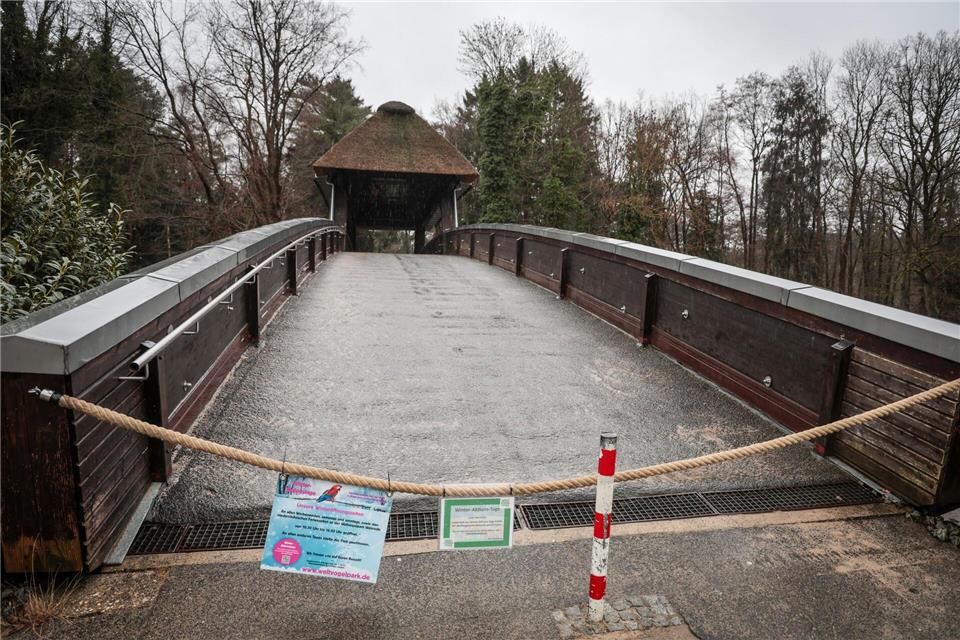 Im Vogelpark Walsrode hat es einen Ausbruch der Vogelgrippe gegeben.Focke Strangmann/dpa
