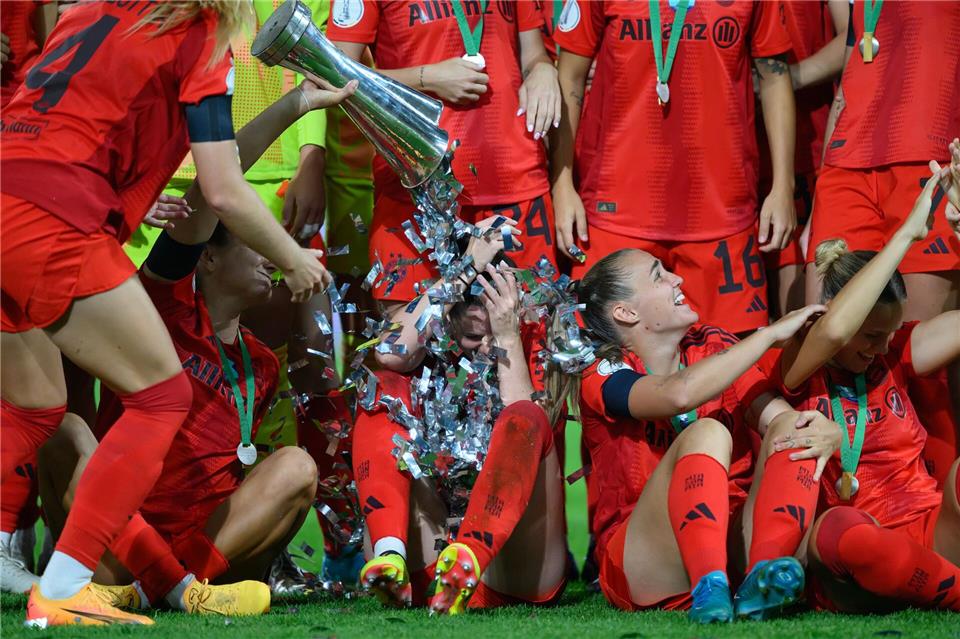  In der „Football Money League“ kletterten die Münchnerinnen unter die weltweit zehn umsatzstärksten Clubs.Robert Michael/dpa