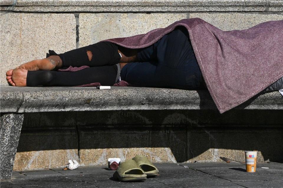  Laut dem Bundesverbands Housing First sind rund 50.000 Menschen in Deutschland obdachlos (Symbolbild).Jens Kalaene/dpa