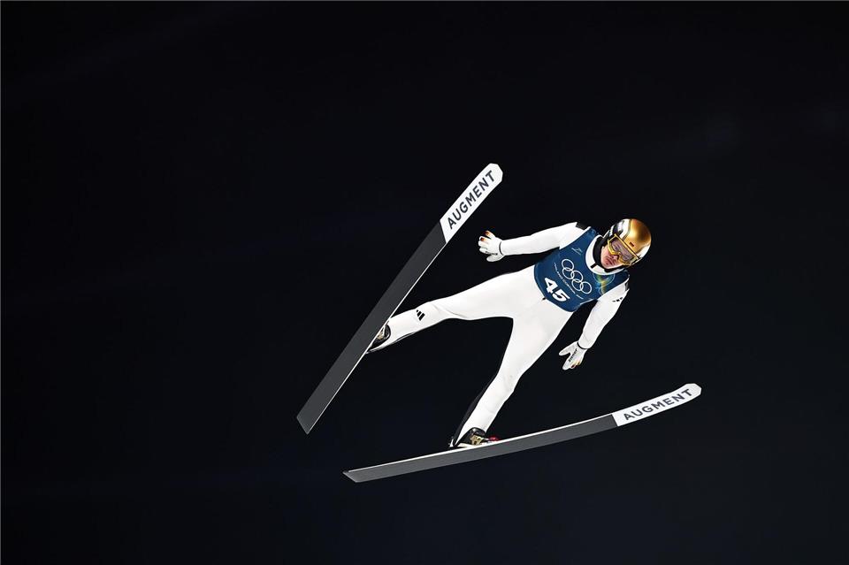  Philipp Raimund aus Deutschland in Aktion bei den Olympischen Winterspielen 2026.Daniel Karmann/dpa