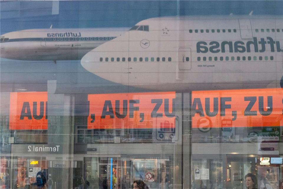  Pilotenstreik bei der LufthansaPeter Kneffel/dpa