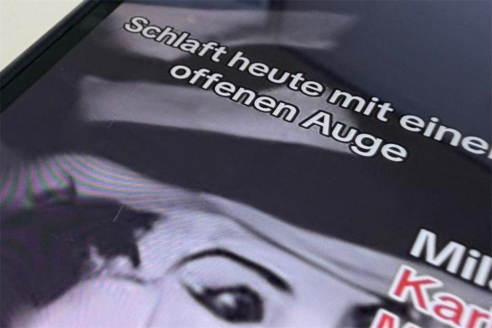  Teils werden konkrete Orte oder Menschen genannt, die sich in Acht nehmen sollen. Alina Grünky/dpa