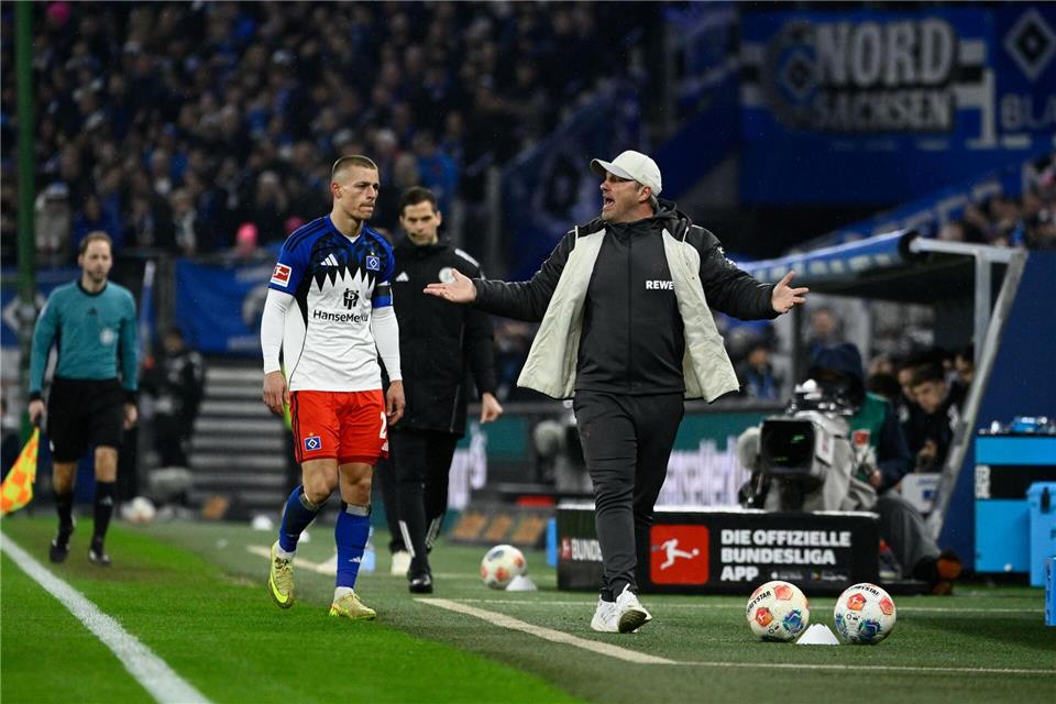  Trainer Lukas Kwasniok beim HSV. Gregor Fischer/dpa