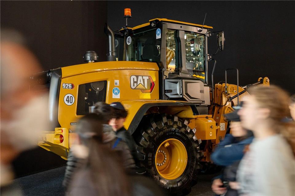  Zeppelin vertreibt Bau- und Landmaschinen - vor allem der US-Marke Caterpillar. (Symbolbild)Leonie Asendorpf/dpa