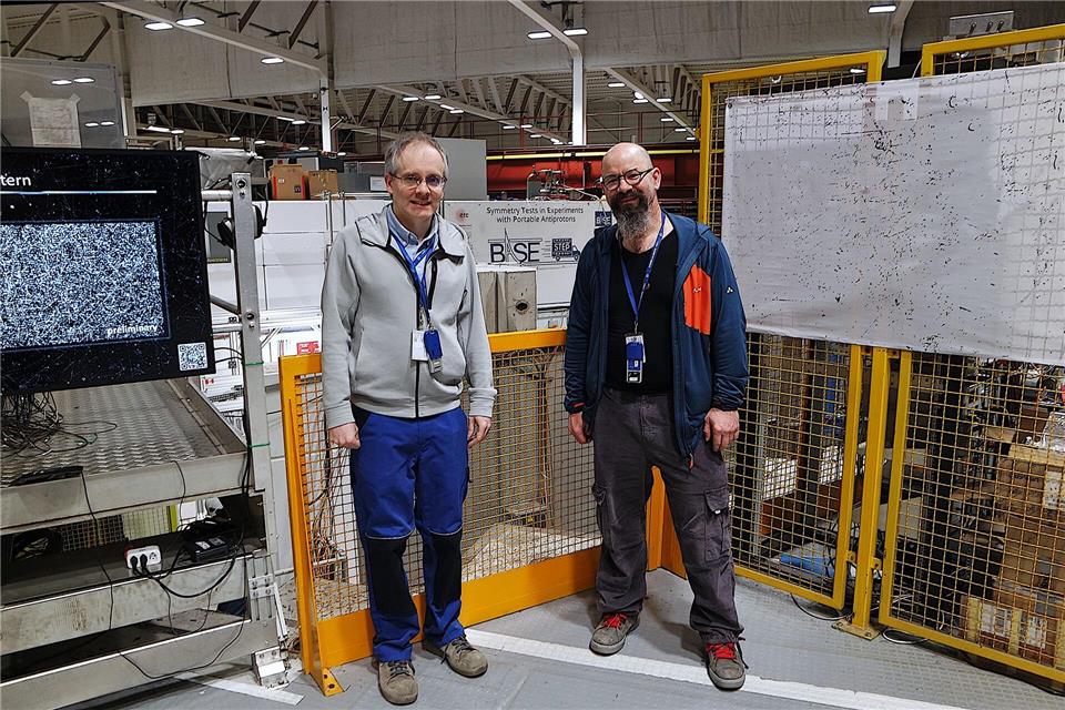 100 bis 1000 Antiprotonen sollen auf Reisen gehen, fünf Kilometer weit, ausschließlich auf Cern-Gelände.-/BASE Kollaboration /dpa