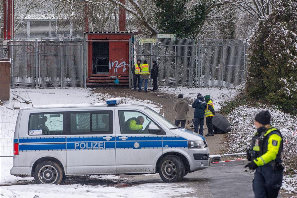 100.000 Menschen in 45.000 Haushalten und mehr als 2.000 Gewerbebetriebe waren teils tagelang ohne Strom gewesen. (Archivbild) Michael Kappeler/dpa