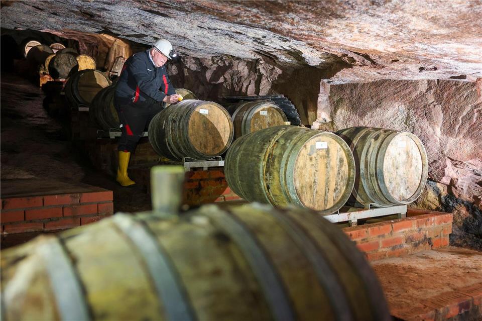 16 Fässern lagern unter Tage.Jennifer Brückner/dpa