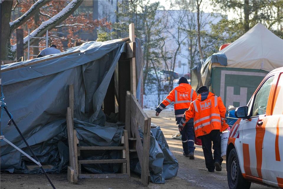 170 Experten und Techniker flicken das Berliner Stromnetz wieder. Soeren Stache/dpa