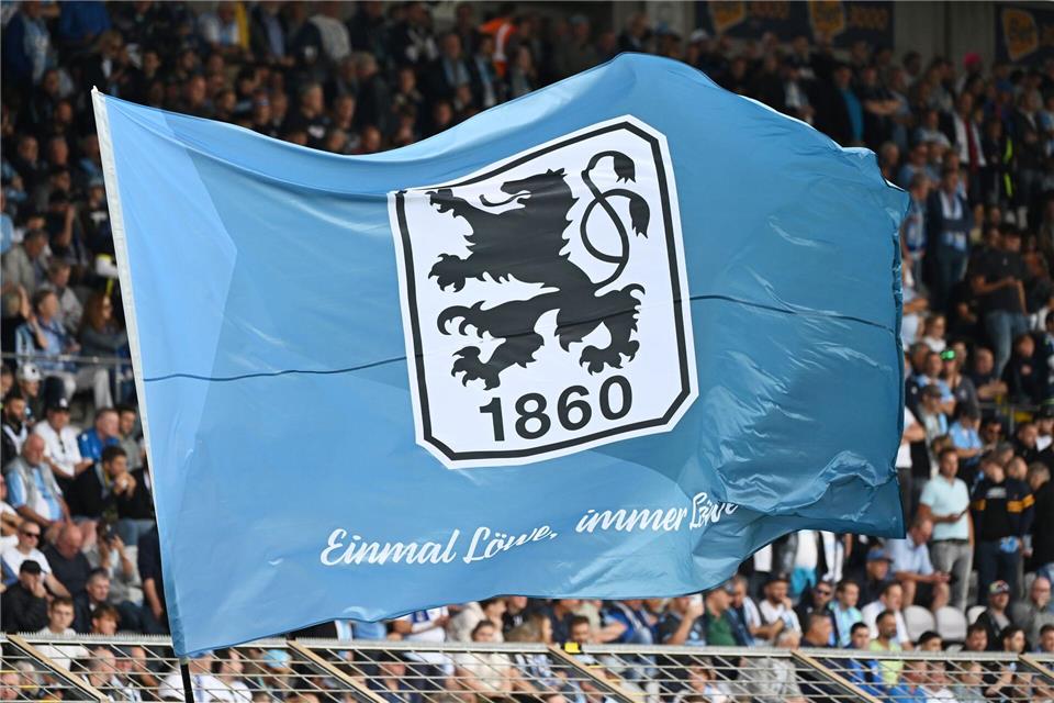 1860 München verliert in Osnabrück 1860 München hat nach drei Partien wieder eine Niederlage kassiert.Angelika Warmuth/dpa