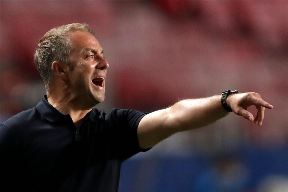 2020 führte Hansi Flick den FC Bayern zum 8:2 gegen den FC Barcelona. Am Mittwoch ist er nun Bayern-Gegner. Manu Fernandez/AP Pool/dpa