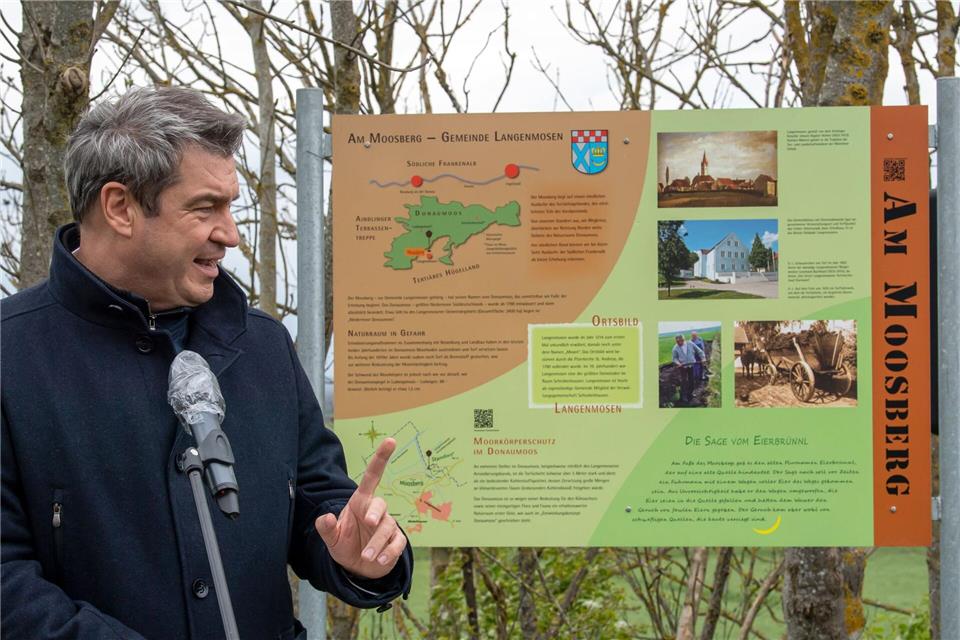 2021 war der Klimaschutz noch ein echtes Topthema in Bayern - von damals stammt auch die Ankündigung des Ministerpräsidenten, große Moorflächen wieder zu vernässen. (Archivbild)Peter Kneffel/dpa