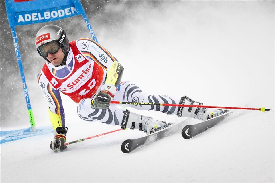 2023 wurde Alexander Schmid Parallel-Weltmeister. (Archivbild)Anthony Anex/KEYSTONE/dpa