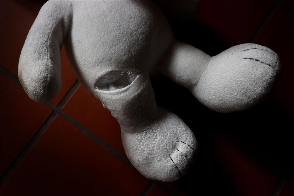 2024 gab es mehr Kindeswohlgefährdungen in Niedersachsen als ein Jahr zuvor. (Symbolbild)Karl-Josef Hildenbrand/dpa