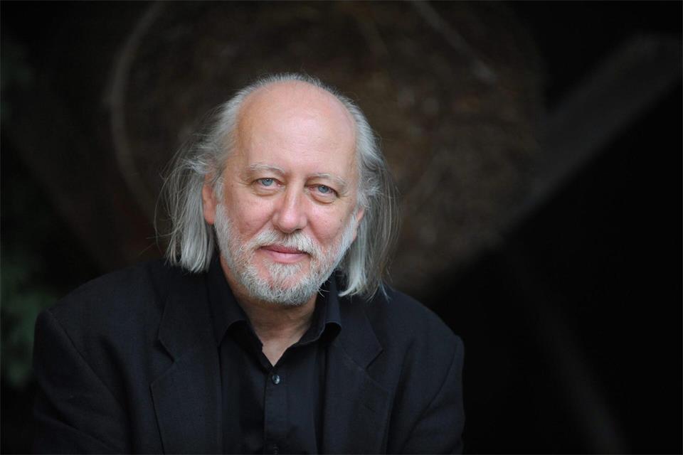 2025 ging der Literaturnobelpreis an den ungarischen Schriftsteller László Krasznahorkai. (Archivbild)Gyula Czimbal/MTI/EPA/dpa