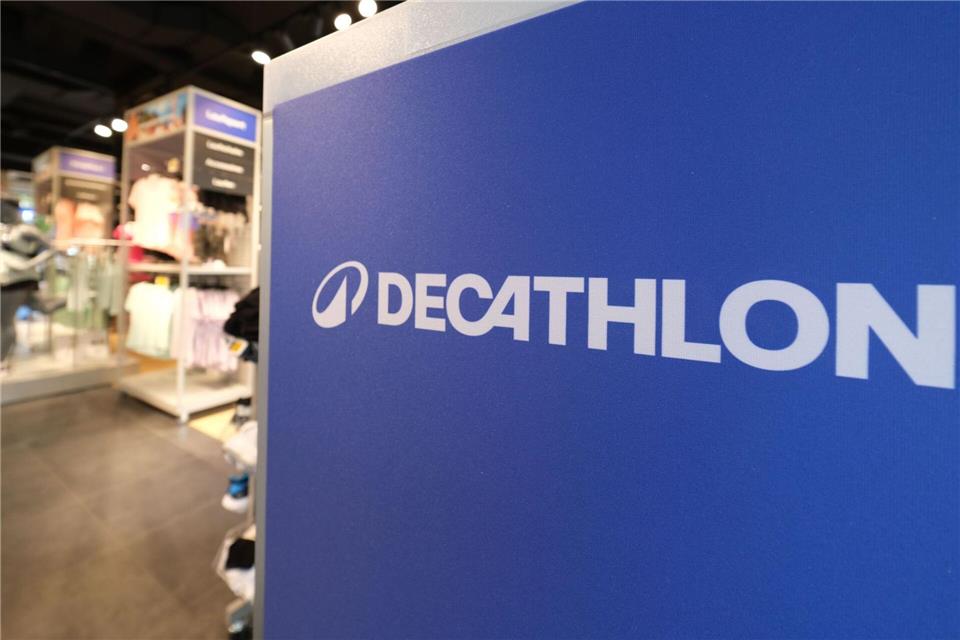 2026 will Decathlon rund 25 neue Filialen in Deutschland eröffnen. (Archivbild)Bernd Weißbrod/dpa