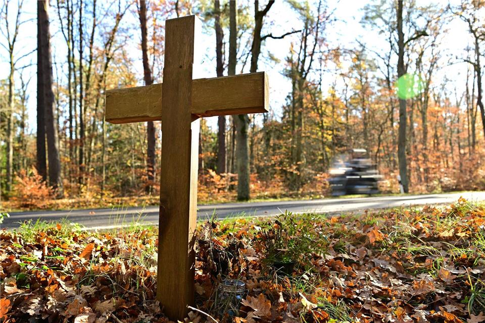 2.814 Menschen starben im letzten Jahr auf Deutschlands Straßen. (Symbolbild)Sebastian Gollnow/dpa