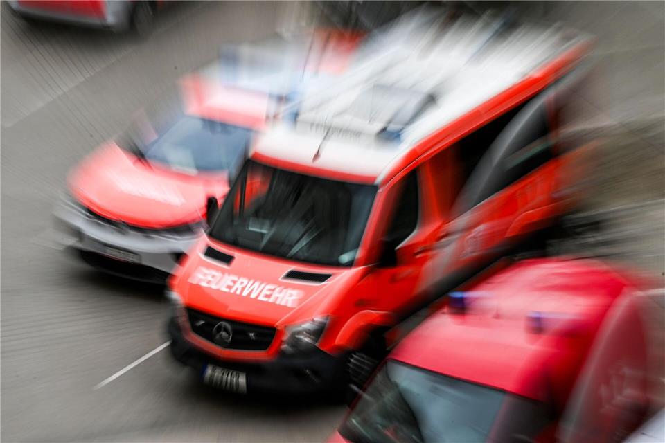 36 Feuerwehrkräfte waren im Einsatz. (Symbolbild)Jens Kalaene/dpa