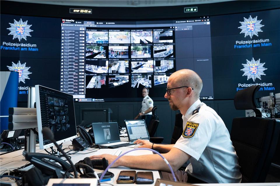 50 Kameras haben das Bahnhofsviertel im Blick.Boris Roessler/dpa