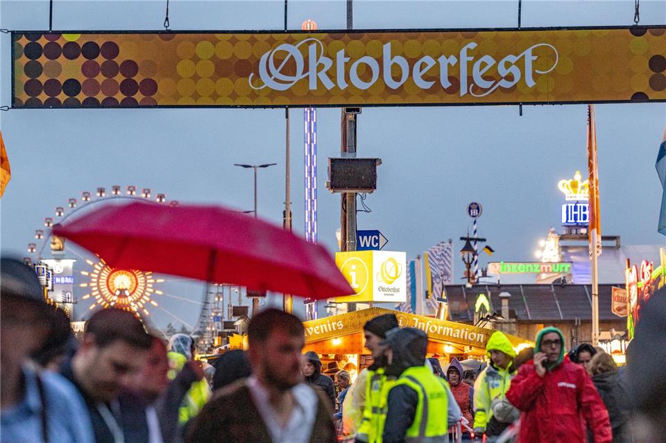 6,5 Millionen Menschen haben nach offiziellen Angaben das Oktoberfest besucht.Armin Weigel/dpa