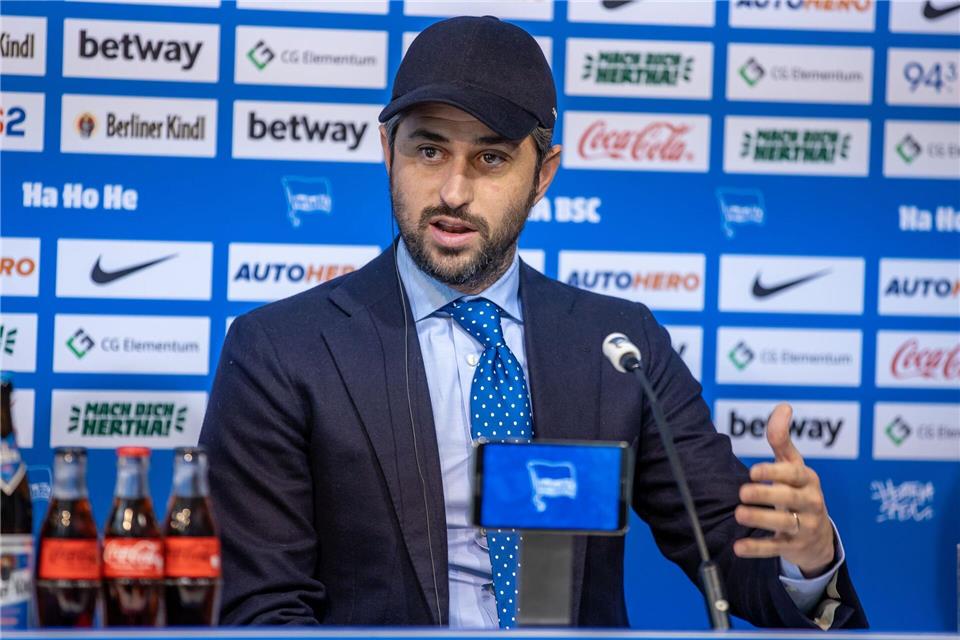 777 Partners-Gründer Josh Wander stieg 2023 als Investor bei Hertha ein. Nun wurde er wegen möglichen Betrugs angeklagt.Andreas Gora/dpa