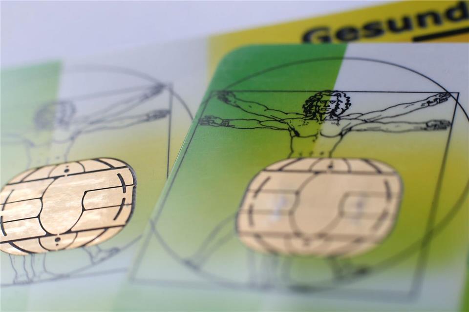 AOK Plus erhöht Krankenkassenbeiträge in Sachsen und ThüringenKarl-Josef Hildenbrand/dpa