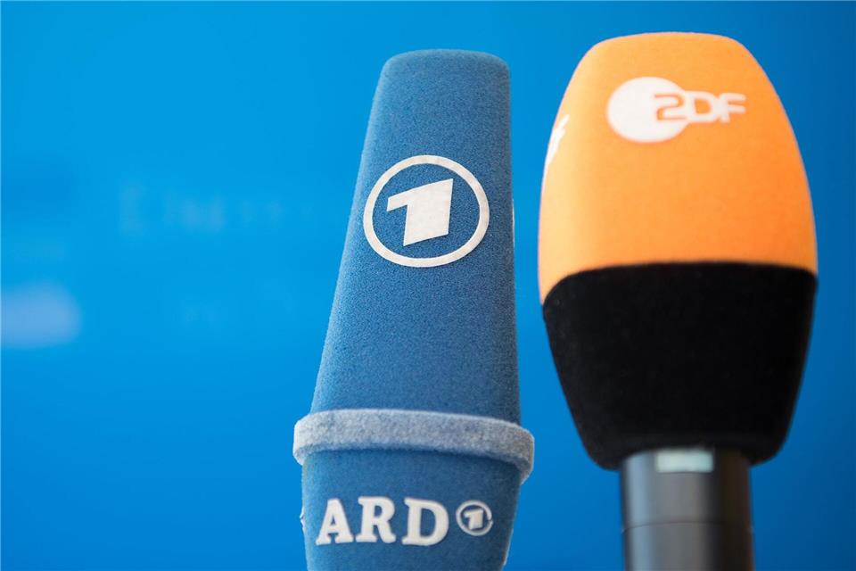 ARD und ZDF sollen reformiert werden. (Symbolbild)Soeren Stache/dpa