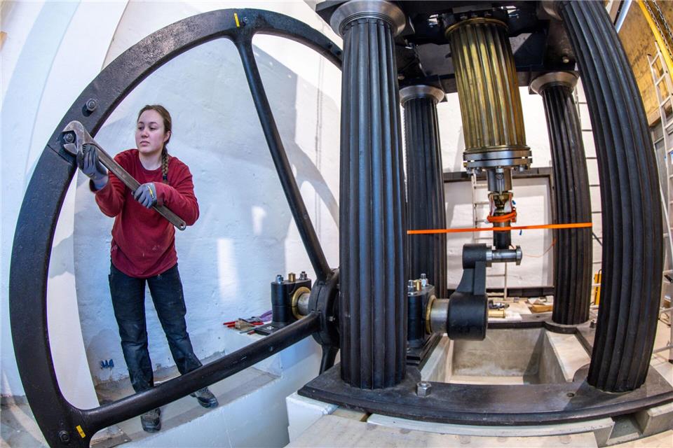 Ab April können Besucherinnen und Besucher die Dampfmaschine in Aktion sehen.Jens Büttner/dpa