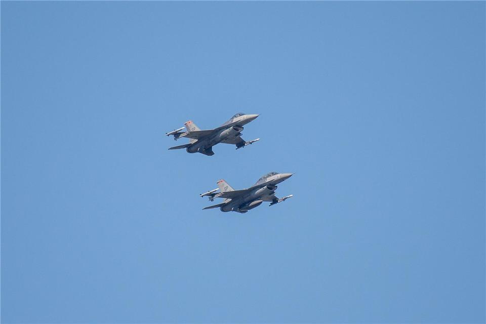 Ab Montag wird auch nachts rund um die Air Base Spangdahlem geübt. (Archivbild)Harald Tittel/dpa