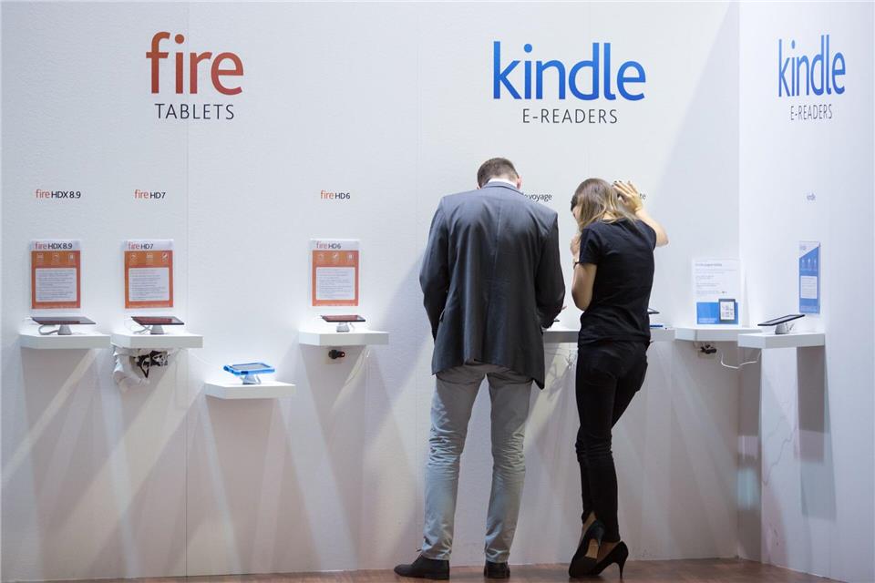 Ab dem 20. Mai lassen sich auf einer Reihe von älteren Reader-Modellen von Amazon nur noch im Speicher vorhandene E-Books darstellen und lesen.Florian Schuh/dpa-tmn