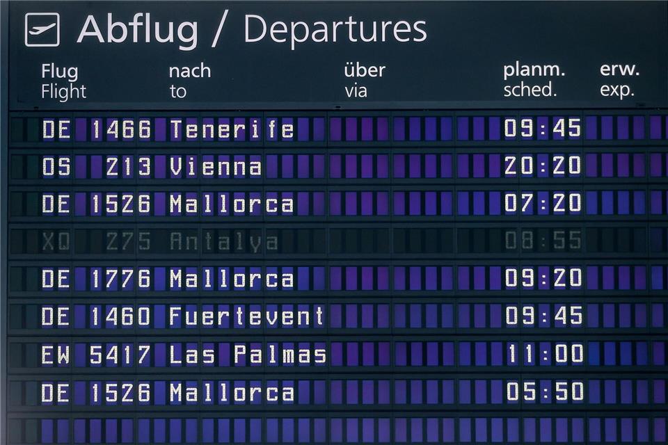 Flüge zu Ostern: Mallorca günstiger, Antalya viel teurer Ab in die Sonne: Flüge nach Mallorca sind in diesen Osterferien im Schnitt deutlich günstiger als im Vorjahr. Ganz anders Flüge in die Türkei, die preislich zugelegt haben.picture alliance/dpa/dpa-Zentralbild