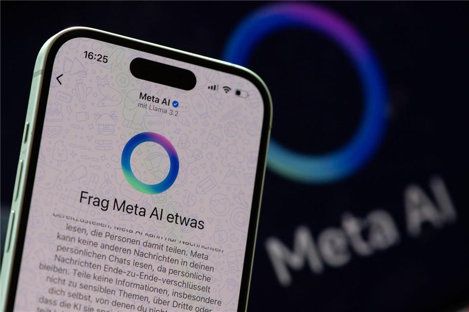 Abschalten oder löschen lässt sich Meta AI nicht - nur ignorieren.Franziska Gabbert/dpa-tmn