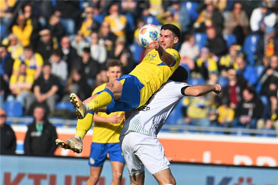 Abstiegskampf pur in Braunschweig.Swen Pförtner/dpa