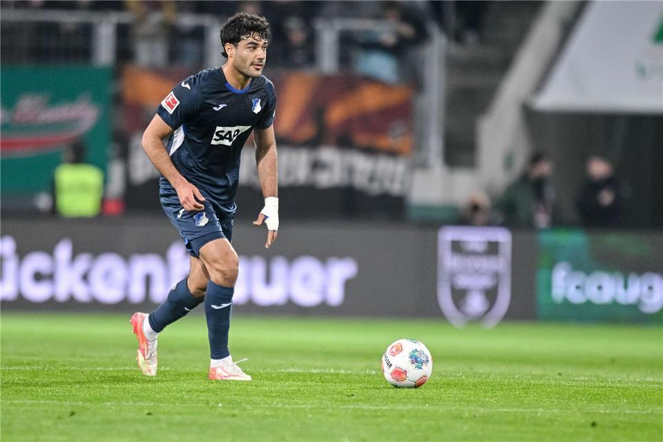 Abwehrspieler Ozan Kabak bleibt langfristig bei der TSG Hoffenheim. (Archivbild)Harry Langer/dpa