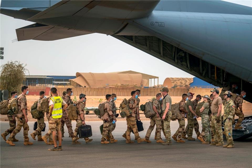Abzug: Frankreich, seine europäischen Partner und Kanada beenden den militärischen Einsatz in Mali.