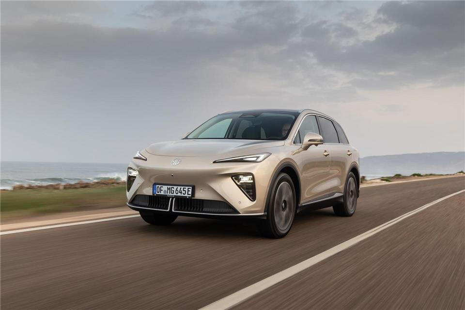 „Ach, ist der goldig?“: Zumindest sorgt die Lackierung in „Stratford Gold“ für einen entsprechenden Schimmer.Tibault Chevalier/MG Motor Deutschland GmbH/dpa-tmn