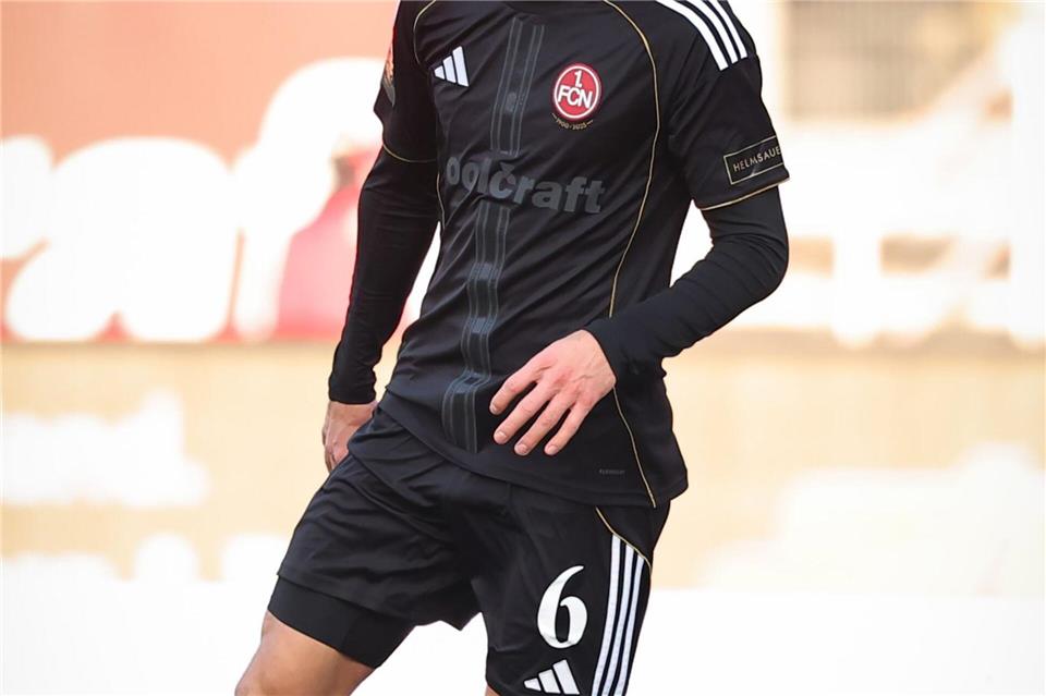 Adam Markhiev fällt zum Jahresabschluss auch aus, aber wegen einer Gelb-Sperre.Daniel Karmann/dpa