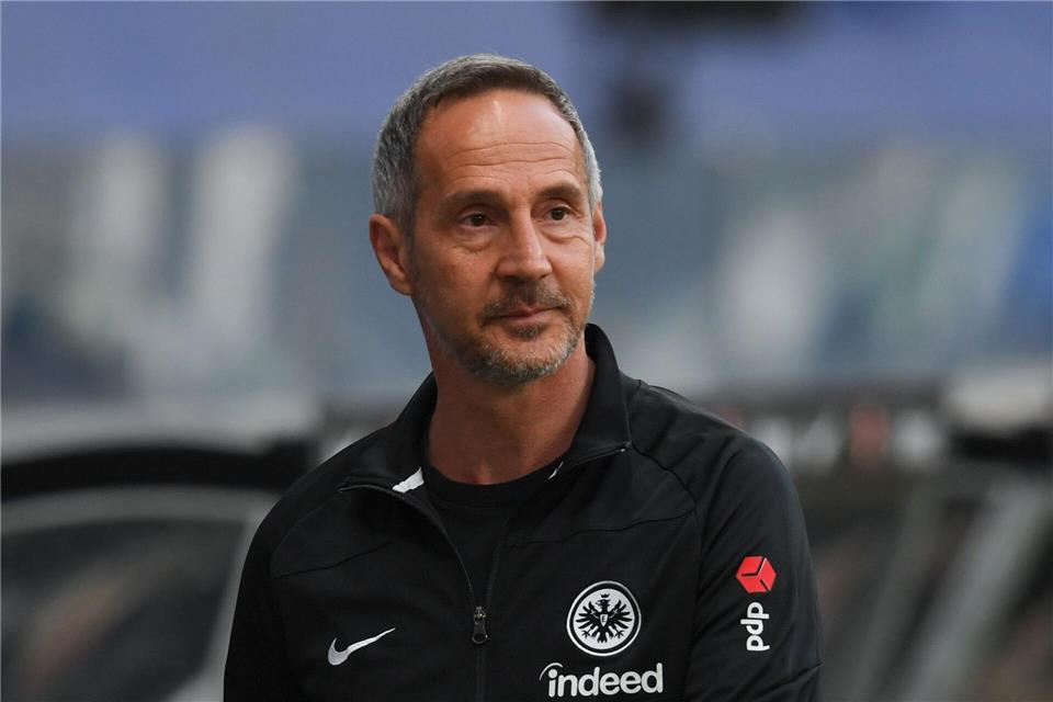 Adi Hütter soll der Top-Kandidat als neuer Trainer bei Eintracht Frankfurt sein. (Archivbild)Arne Dedert/dpa