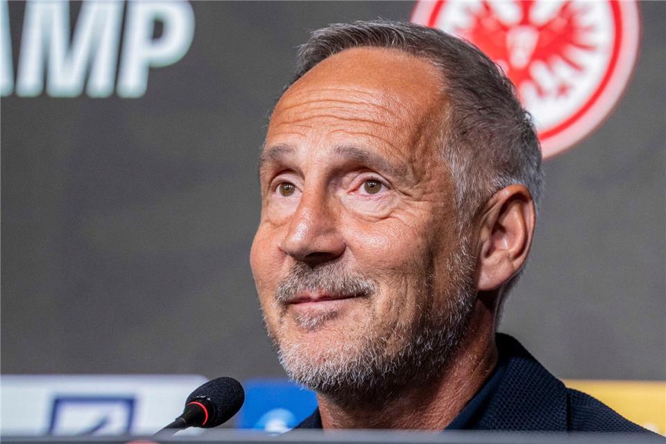 Adi Hütter will Eintracht Frankfurt auf den Erfolgsweg zurückführen. Andreas Arnold/dpa