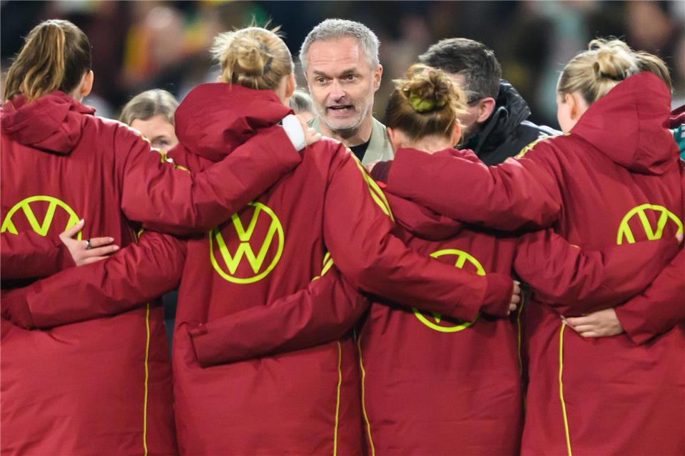 Äußert sich zum Thema Homosexualität im Fußball: Frauen-Bundestrainer Christian Wück. (Archivbild)Robert Michael/dpa