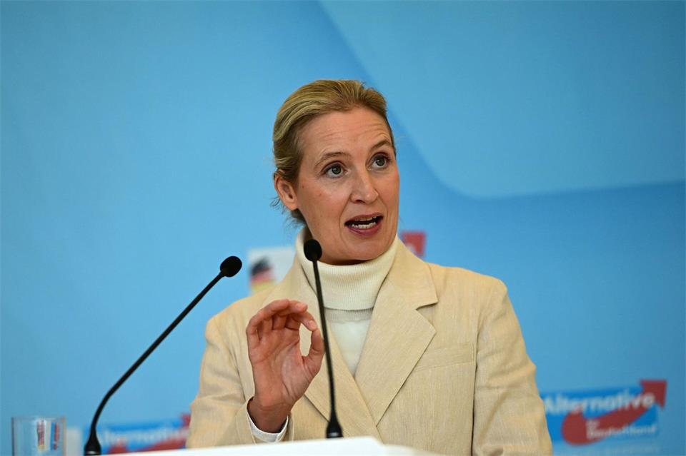 AfD-Chefin Alice Weidel spricht mit Blick auf den CDU-Plan für die Ministerpräsidentenwahl von „Kindergarten“. Celine Frohnapfel/dpa